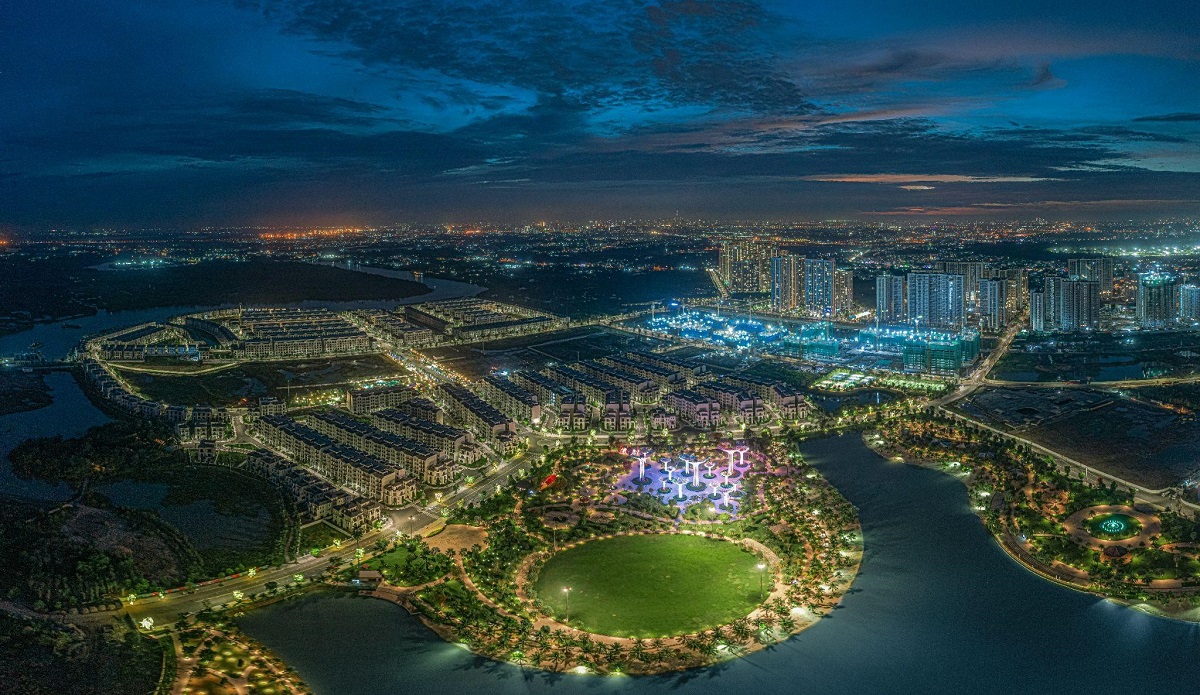 [Magazine] - The Beverly Solari: Khi người Việt và người Nhật kiến tạo cuộc sống "chất Mỹ"