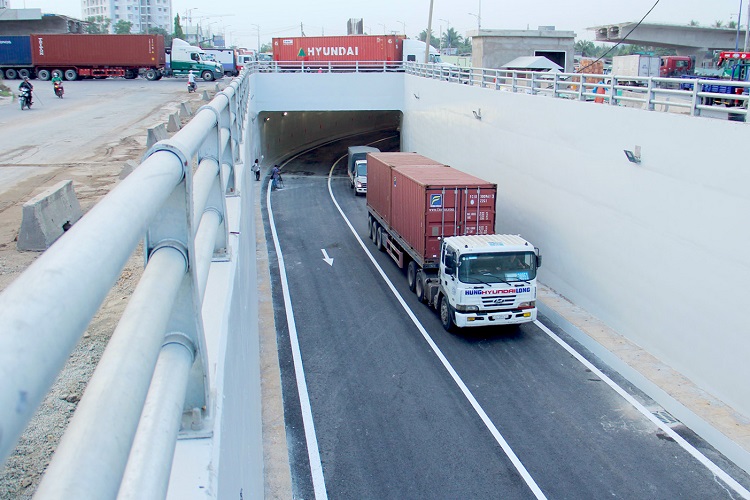 Năm 2019, TP.HCM dự kiến đưa vào hoạt động 17 cây cầu, khởi công 27 dự án hạ tầng