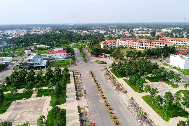 Bất động sản Long An hưởng lợi thế nào từ chính sách giãn dân, phân tích từ Rever Bất động sản Long An hưởng lợi thế nào từ chính sách giãn dân, phân tích từ Rever