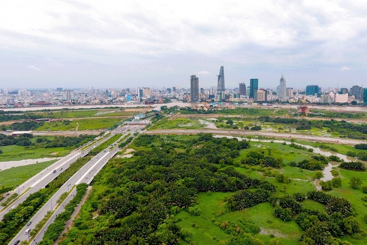Tích góp được 500 triệu đồng có nên mua đất nền ngoại thành Sài Gòn?