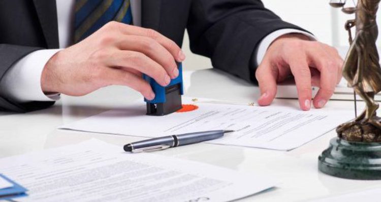 Công chứng hợp đồng cho thuê nhà như thế nào?