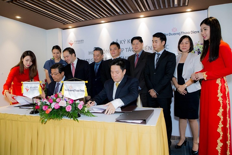 "Ông trùm" Frasers Centrepoint Limited đang làm gì tại Quận 2?