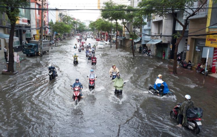 Bí quyết mua nhà phố quận Bình Thạnh tránh ngập nước vào mùa mưa