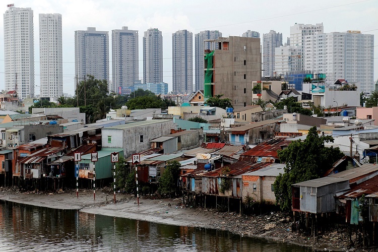 Các hộ dân sống trên và ven bờ nam kênh Đôi (Q.8, TP.HCM) sẽ được di dời và tái định cư